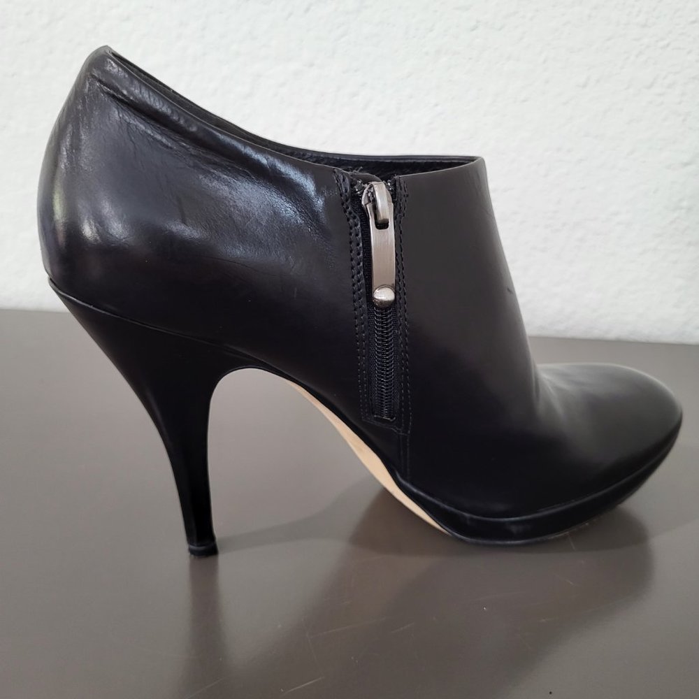Via Spiga Black Leather Platform Stiletto Ankle Booties SZ 7.5 - Picture 7 of 11